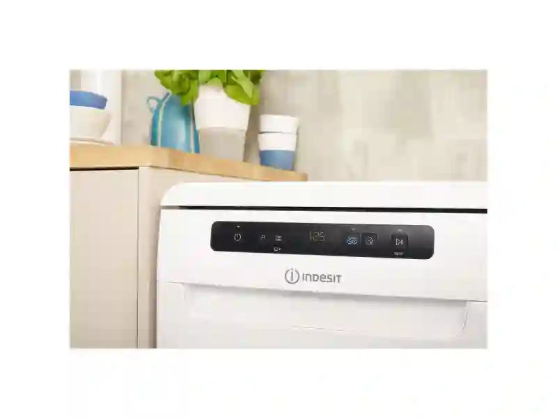 Dishwasher 45 cm INDESIT