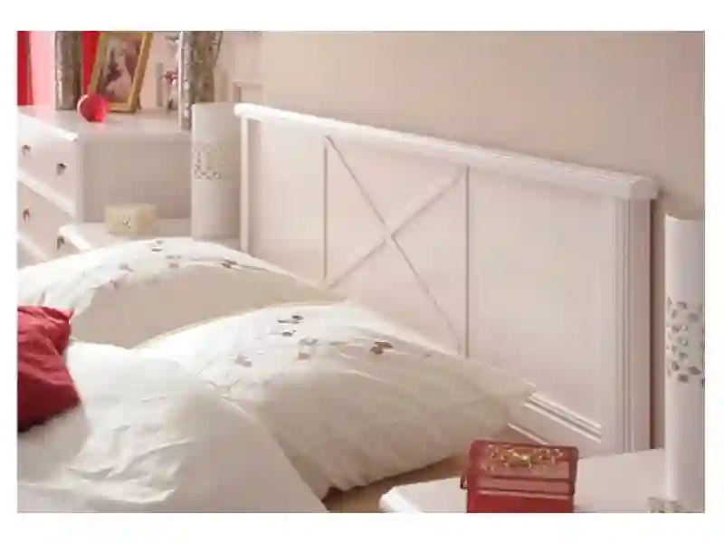 Bed MARTINE - 140 x 190 cm