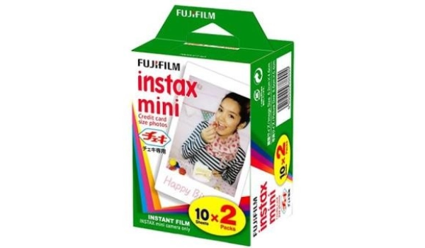 POLAROID + 200 pictures included