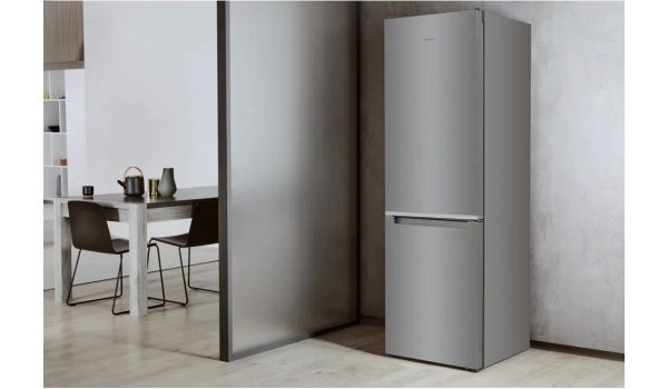 Réfrigérateur WHIRLPOOL - 367 L Inox